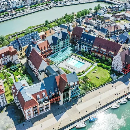 Aparthotel Résidence Pierre&vacances Premium Presqu'ile De La Touques Deauville