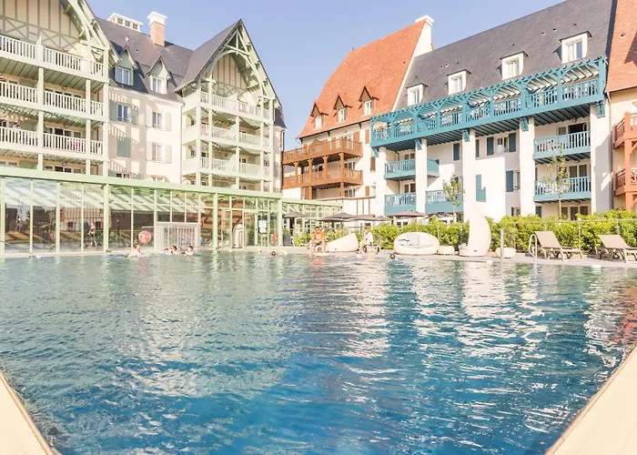 Appart hôtel Résidence Pierre&vacances Premium Presqu'ile De La Touques