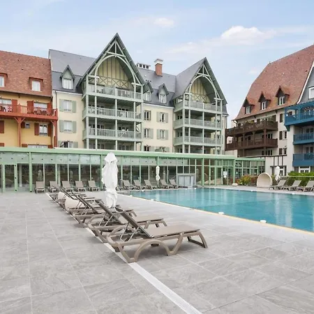 Apartmanhotel Pierre & Premium Presqu'ile De La Touques Deauville