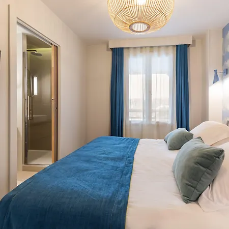 Pierre & Premium Presqu'ile De La Touques Апарт-отель 5*