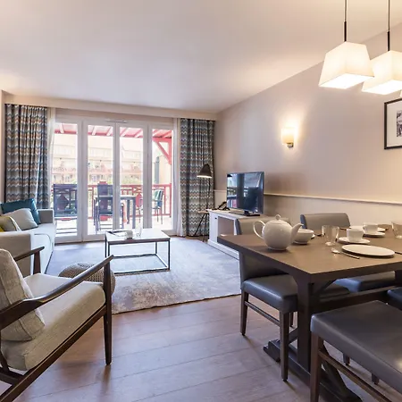 Pierre & Premium Presqu'ile De La Touques 5* Довиль