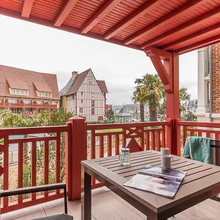 Pierre & Premium Presqu'ile De La Touques Apartmanhotel