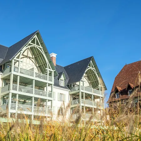 Pierre & Premium Presqu'ile De La Touques Aparthotel