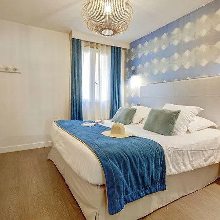 Pierre & Premium Presqu'ile De La Touques Апарт-отель 5*