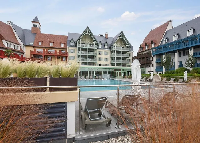 Pierre & Premium Presqu'ile De La Touques 5*